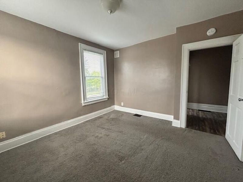 880 E Whittier Street , Columbus, OH 43206 Photo 10