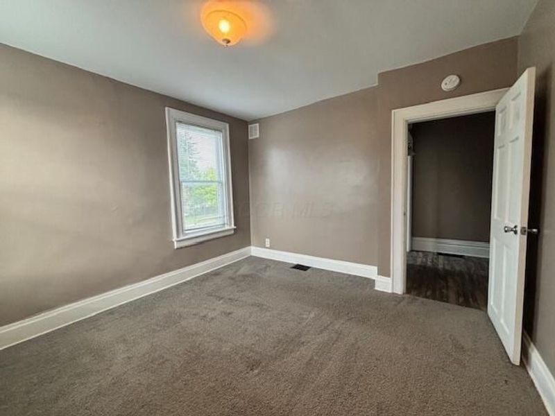 880 E Whittier Street , Columbus, OH 43206 Photo 11