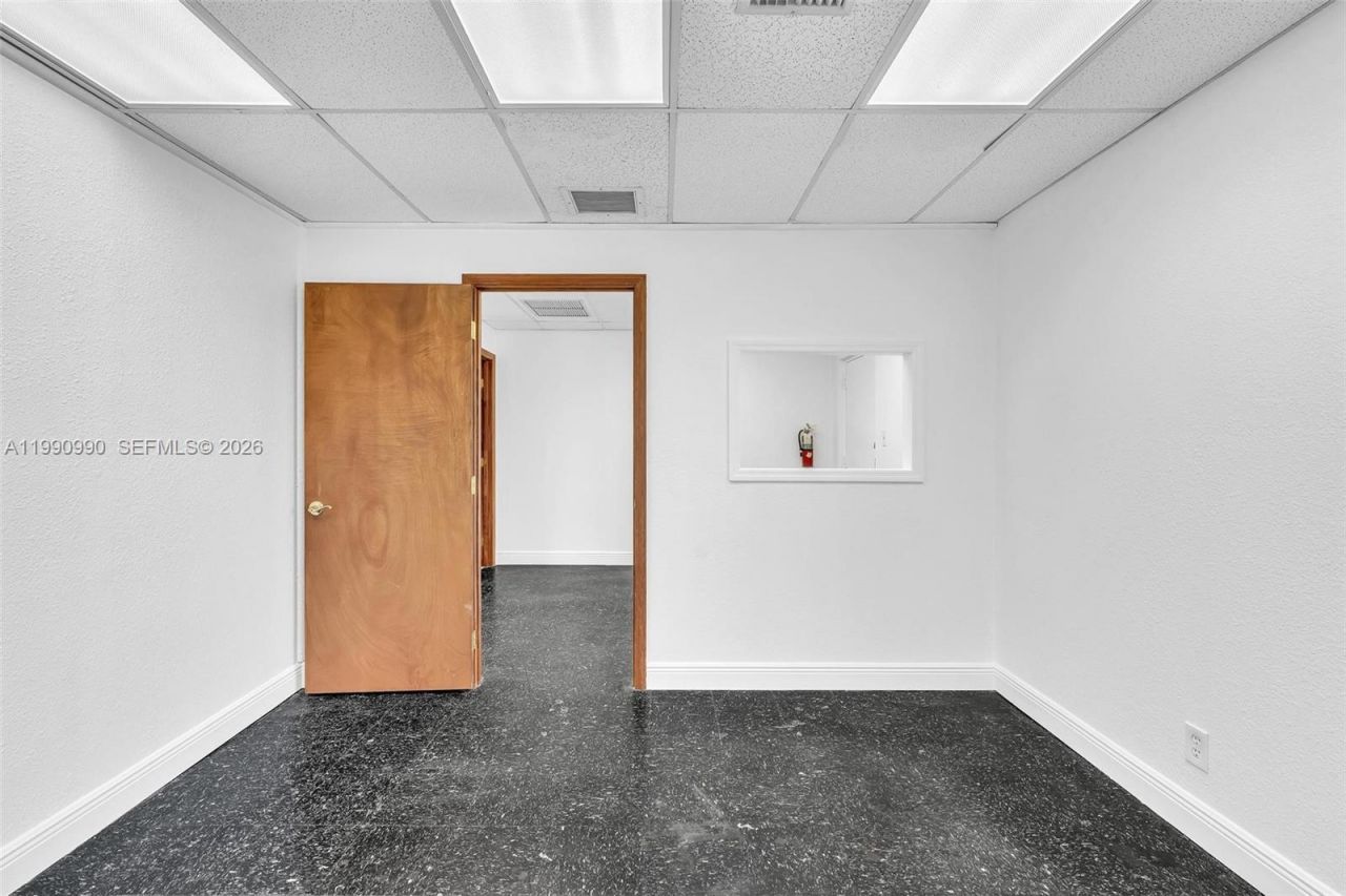 201 N University Dr , Unit 17B, Plantation, FL 33324 Photo