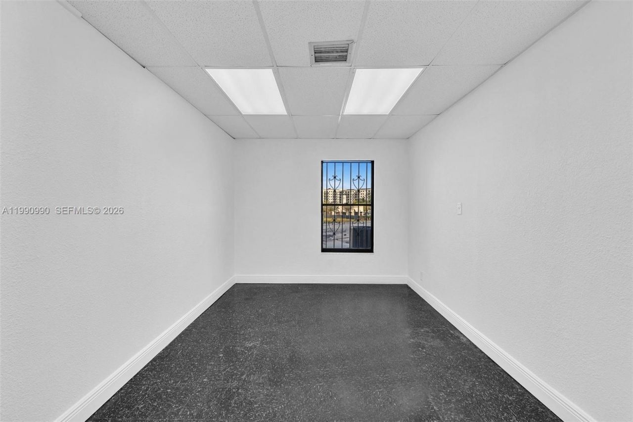 201 N University Dr , Unit 17B, Plantation, FL 33324 Photo