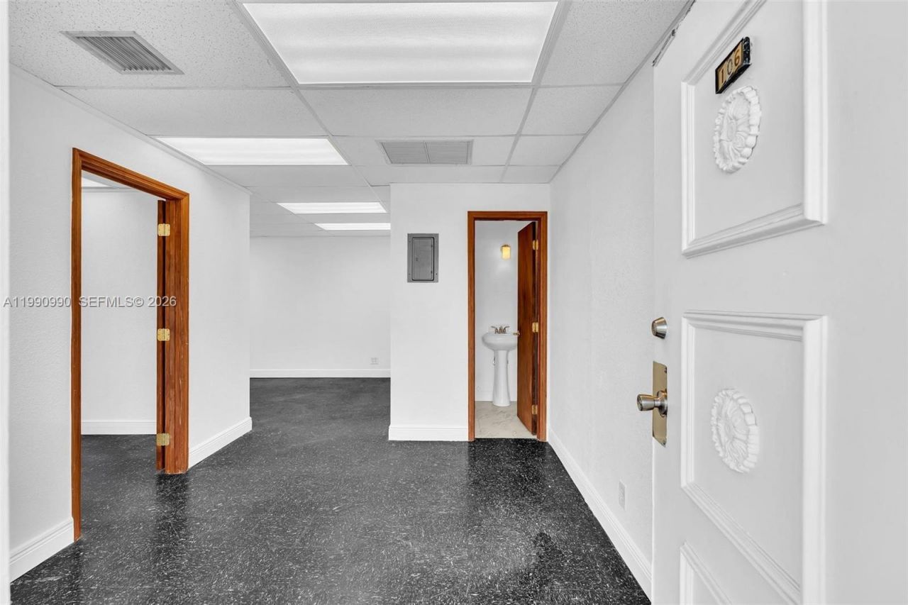 201 N University Dr , Unit 17B, Plantation, FL 33324 Photo