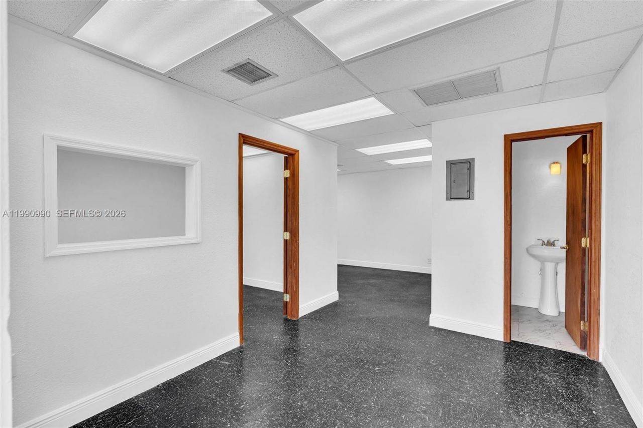 201 N University Dr , Unit 17B, Plantation, FL 33324 Photo