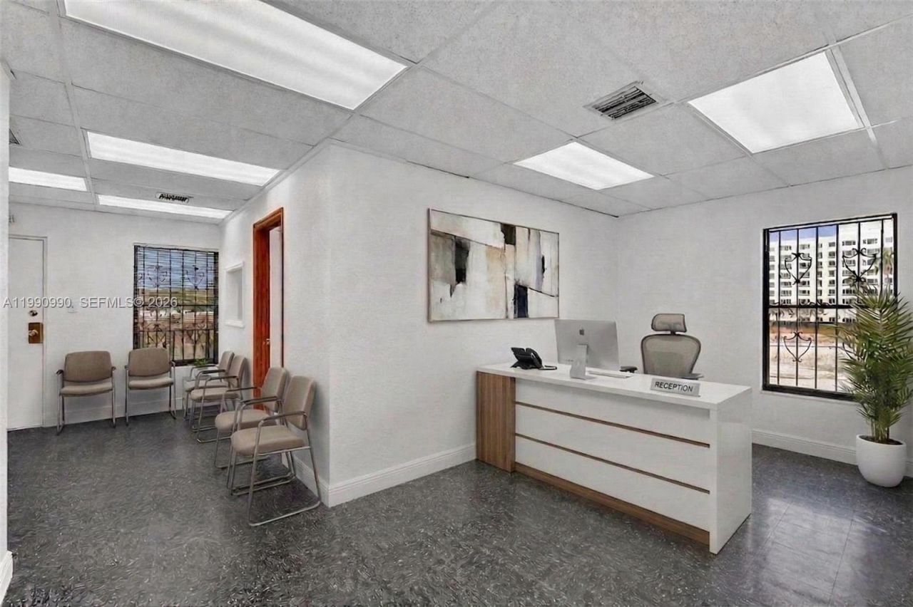 201 N University Dr , Unit 17B, Plantation, FL 33324 Photo