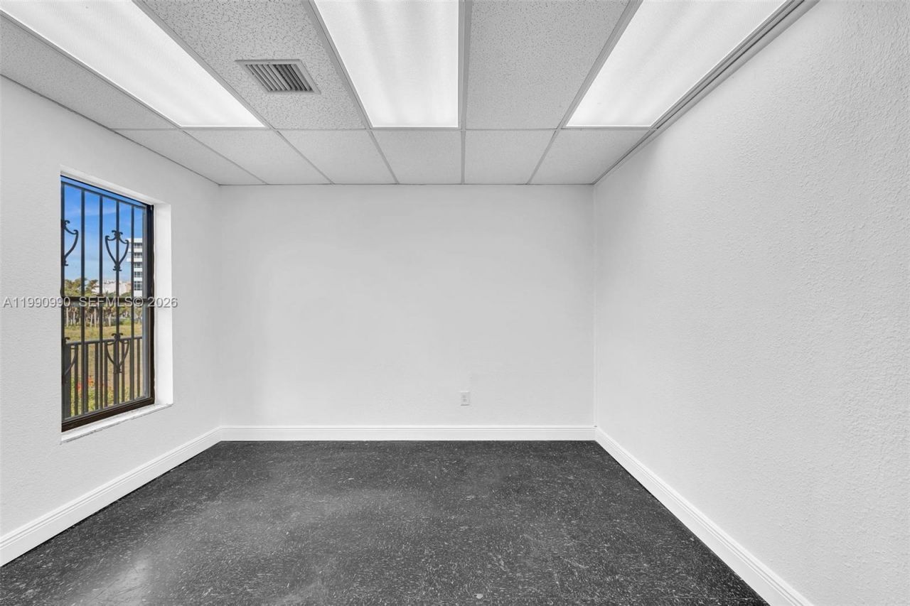 201 N University Dr , Unit 17B, Plantation, FL 33324 Photo