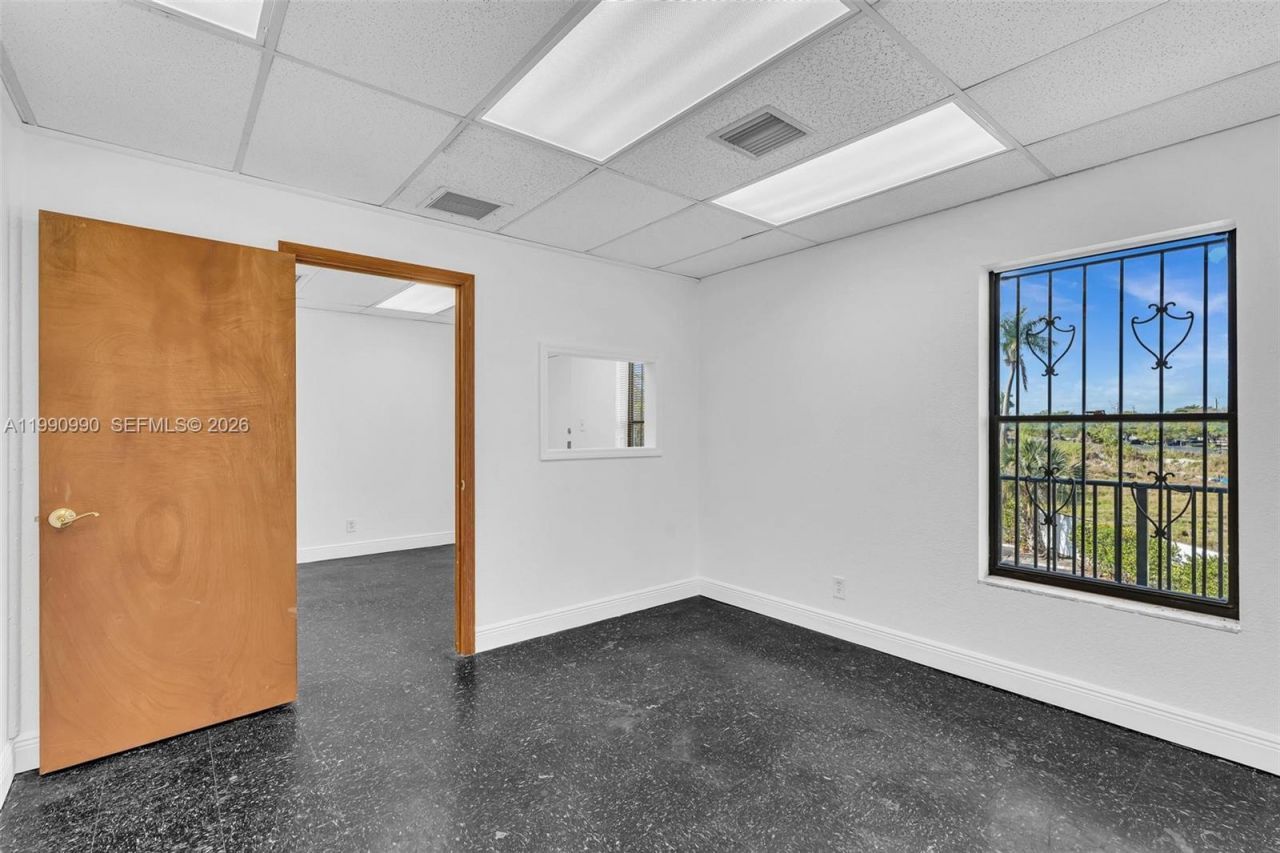 201 N University Dr , Unit 17B, Plantation, FL 33324 Photo