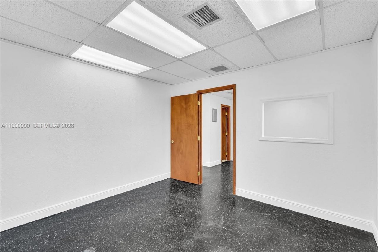 201 N University Dr , Unit 17B, Plantation, FL 33324 Photo