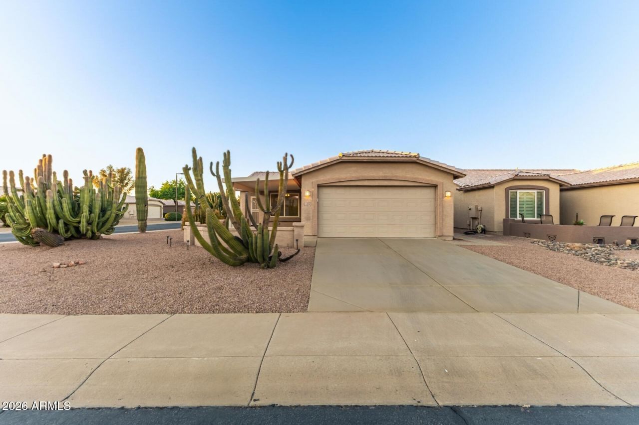1362 E Cherry Hills Drive, Chandler, AZ 85249 Main Photo