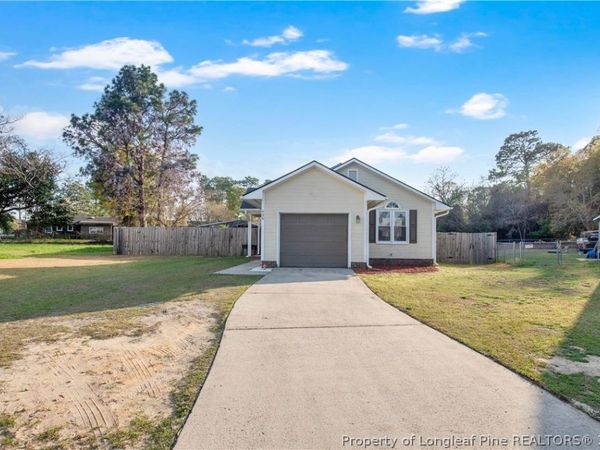 629 Winthrop Court, Fayetteville, NC 28311