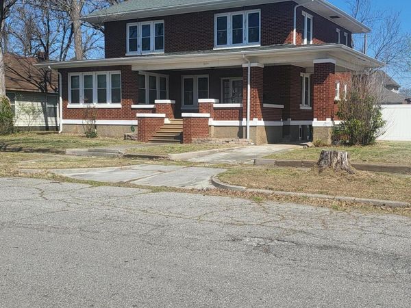 304 B Street NW, Miami, OK 74354