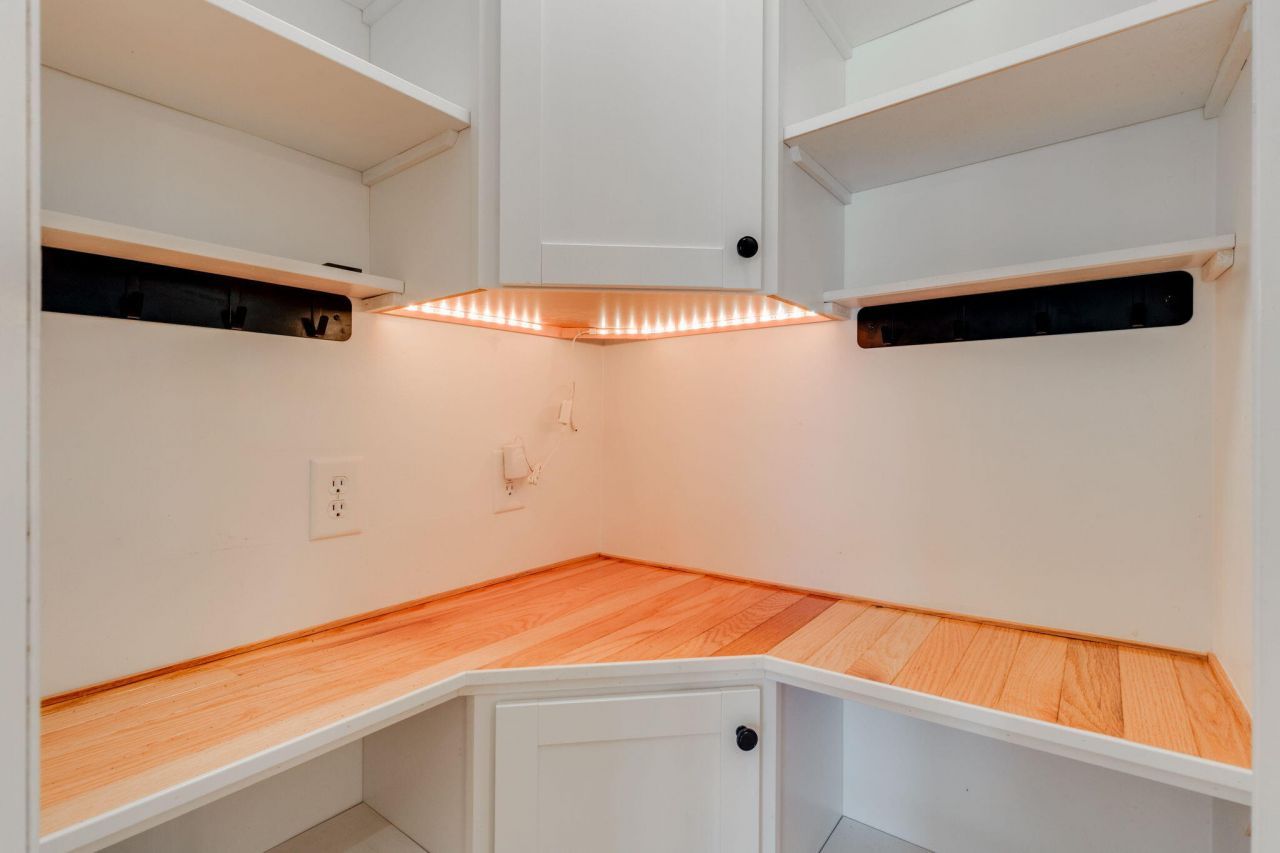 370 Chapel Creek Drive Photo 15