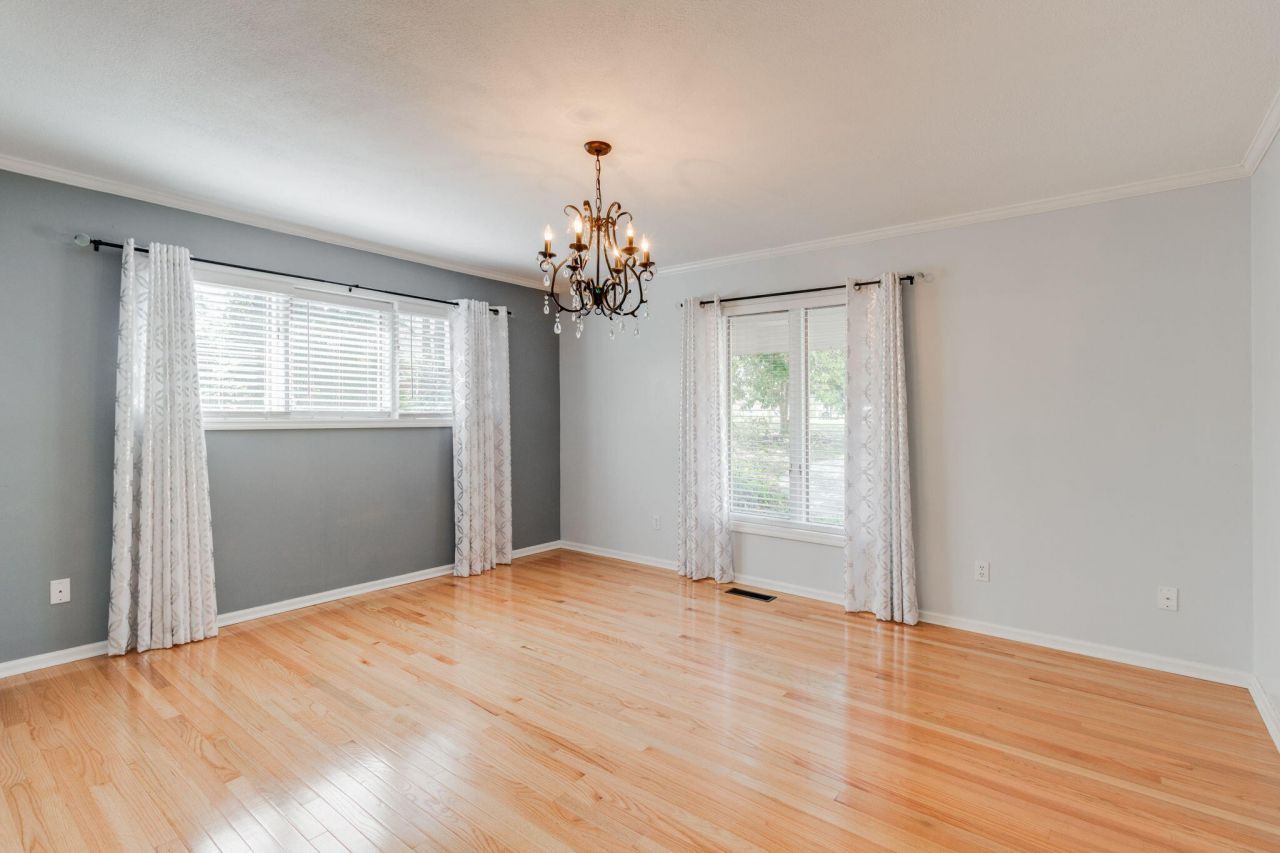 370 Chapel Creek Drive Photo 22