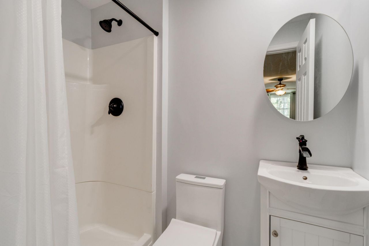 370 Chapel Creek Drive Photo 38