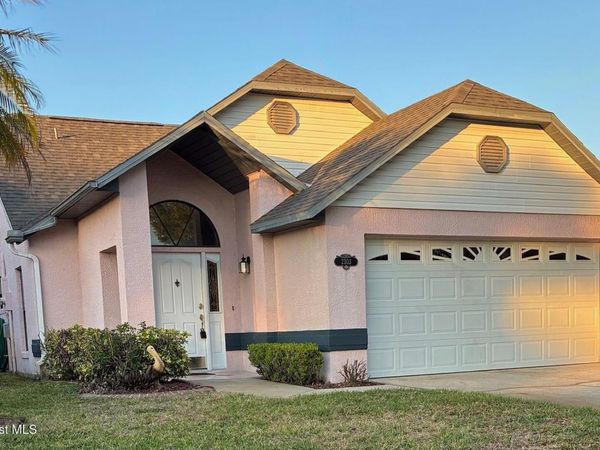 2303 Early Dawn Circle , Melbourne, FL 32935