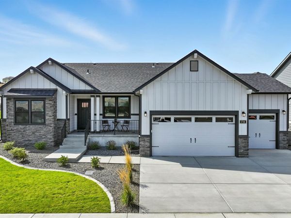 1724 S Moen St, Spokane Valley, WA 99016