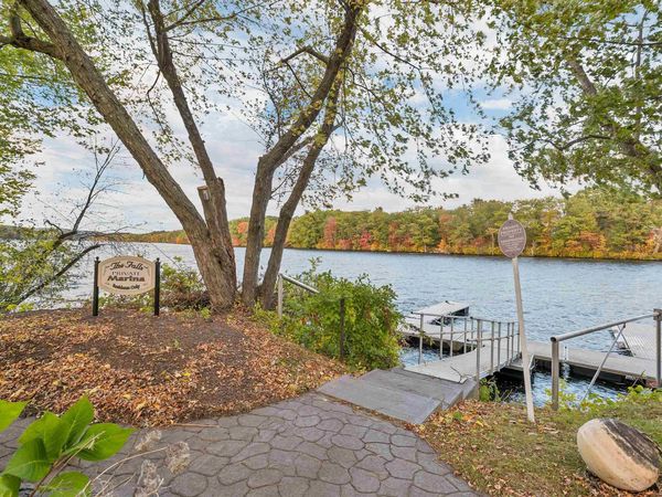 17 River Front Drive, Unit 3, Manchester, NH 03102