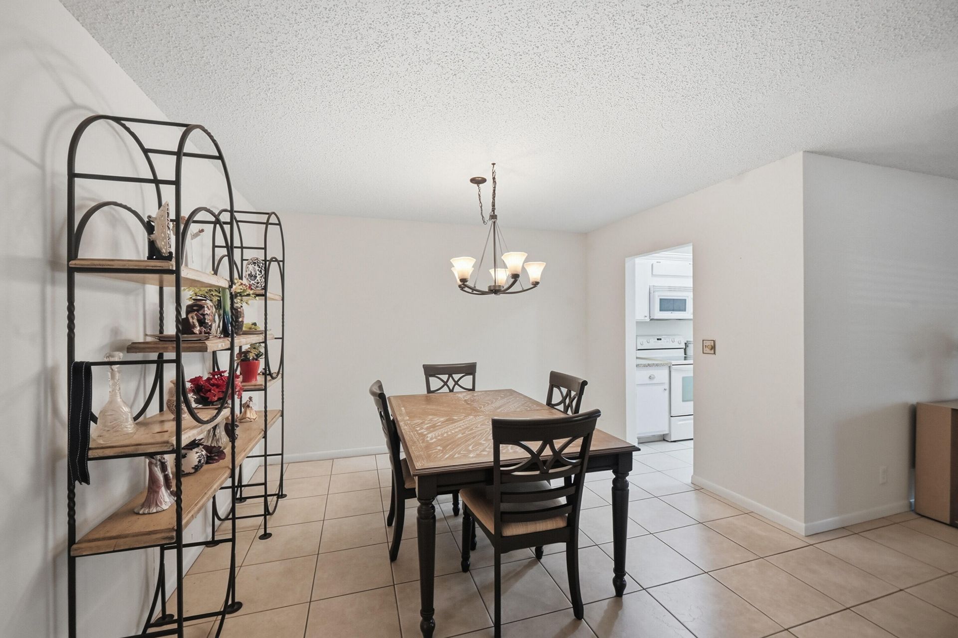 14589 Canalview Drive, Unit B, Delray Beach, FL 33484 Photo