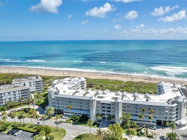 579 NE Plantation Road, Unit S303, Stuart, FL 34996