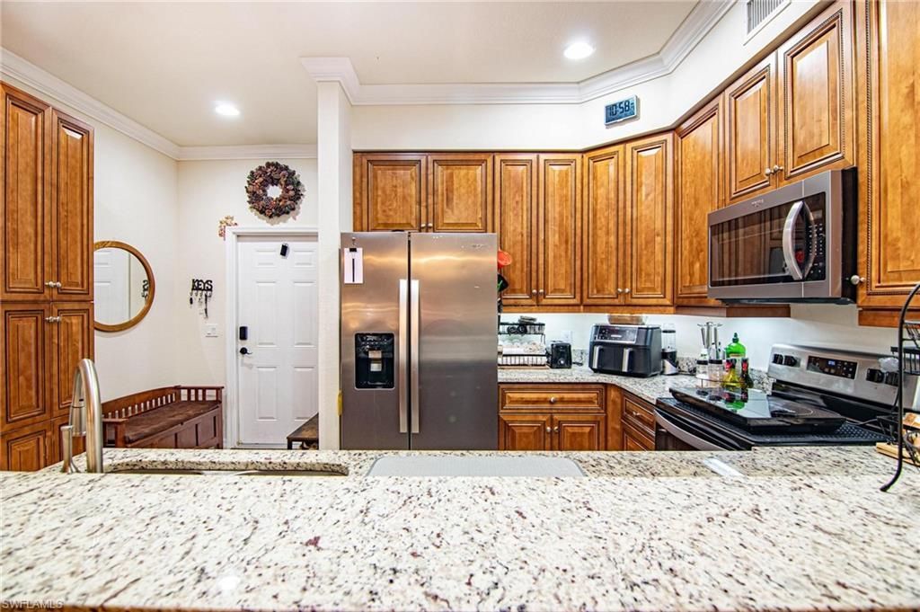 1057 Winding Pines Cir, Unit 105, Cape Coral, FL 33909 Photo