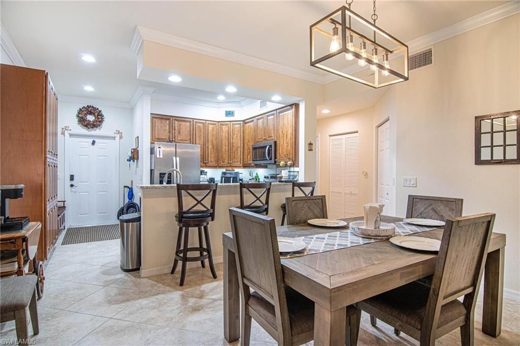 1057 Winding Pines Cir, Unit 105, Cape Coral, FL 33909 Photo