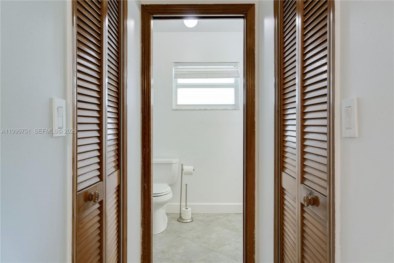 9014 SW 163rd Ter, Palmetto Bay, FL 33157 Photo