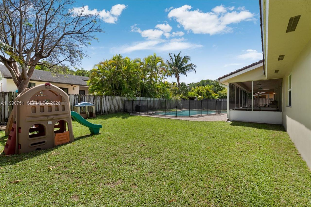 9014 SW 163rd Ter, Palmetto Bay, FL 33157 Photo