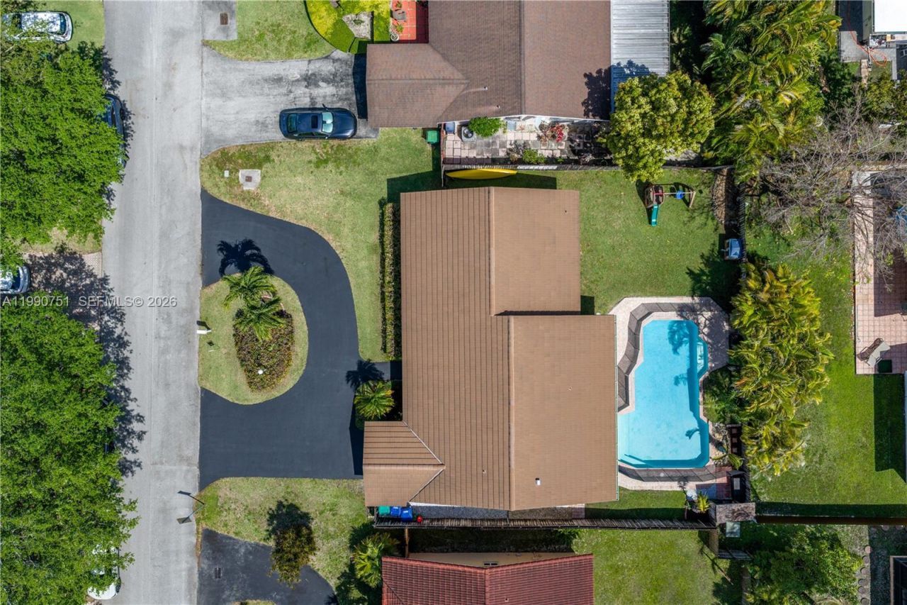 9014 SW 163rd Ter, Palmetto Bay, FL 33157 Photo