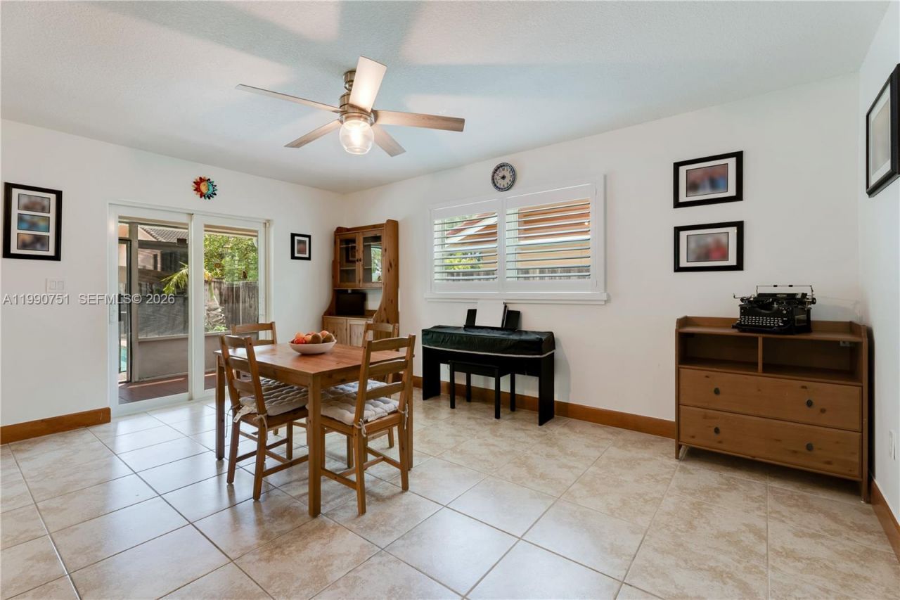 9014 SW 163rd Ter, Palmetto Bay, FL 33157 Photo