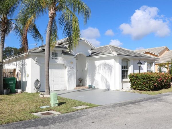 12347 SW 145th St , Miami, FL 33186