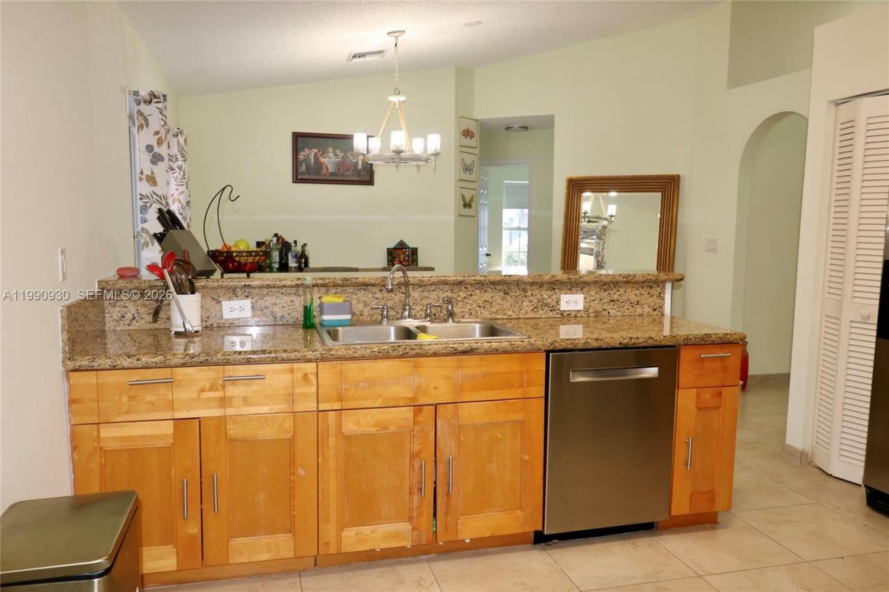 12347 SW 145th St , Miami, FL 33186 Photo