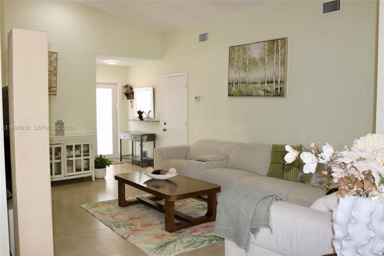 12347 SW 145th St , Miami, FL 33186 Photo