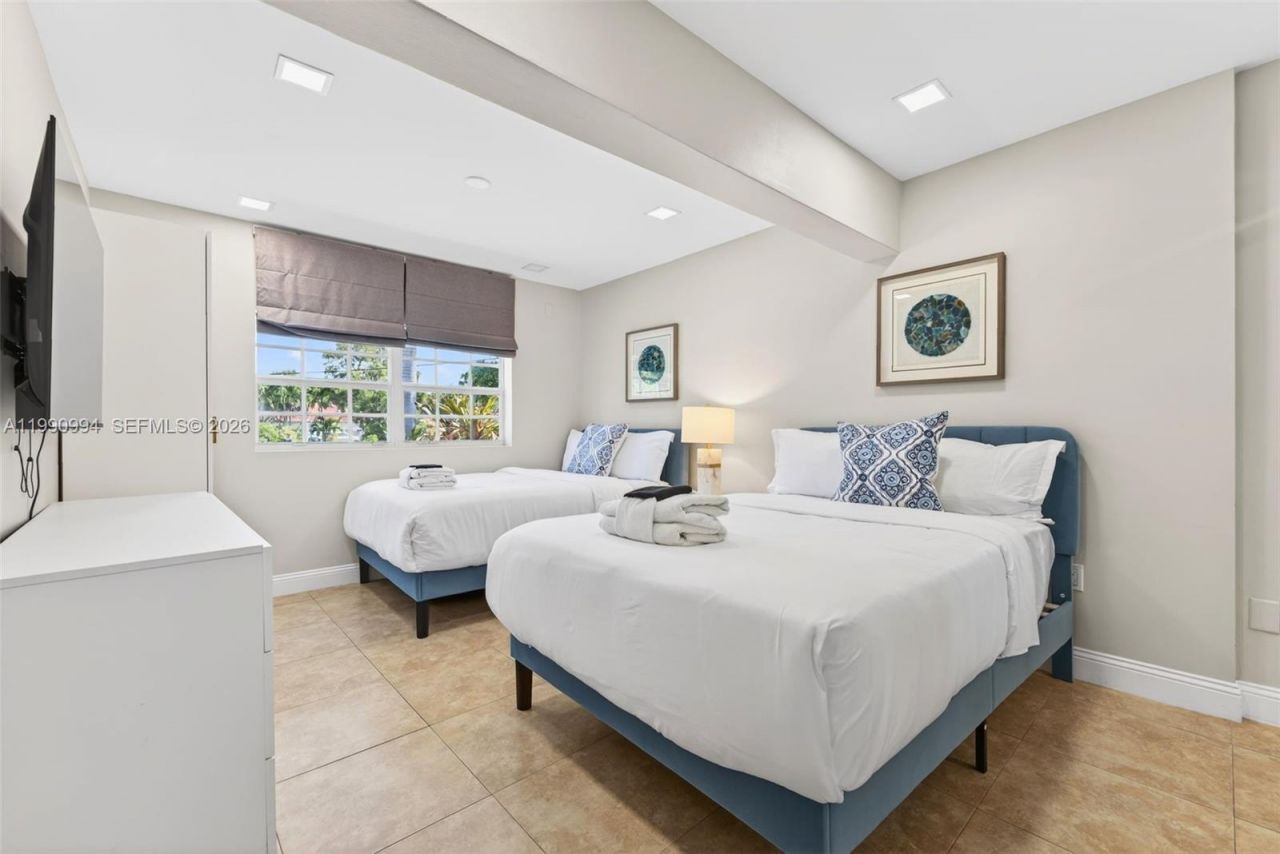 1661 Bel Air Ave , Lauderdale by the Sea, FL 33062 Photo