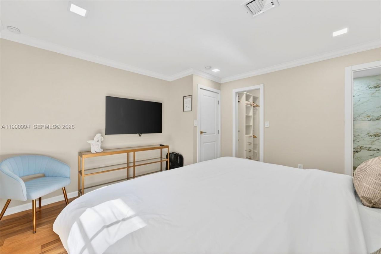 1661 Bel Air Ave, Lauderdale by the Sea, FL 33062 Photo