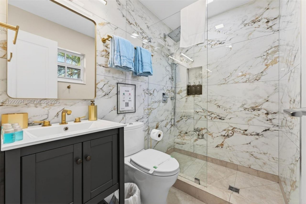 1661 Bel Air Ave, Lauderdale by the Sea, FL 33062 Photo