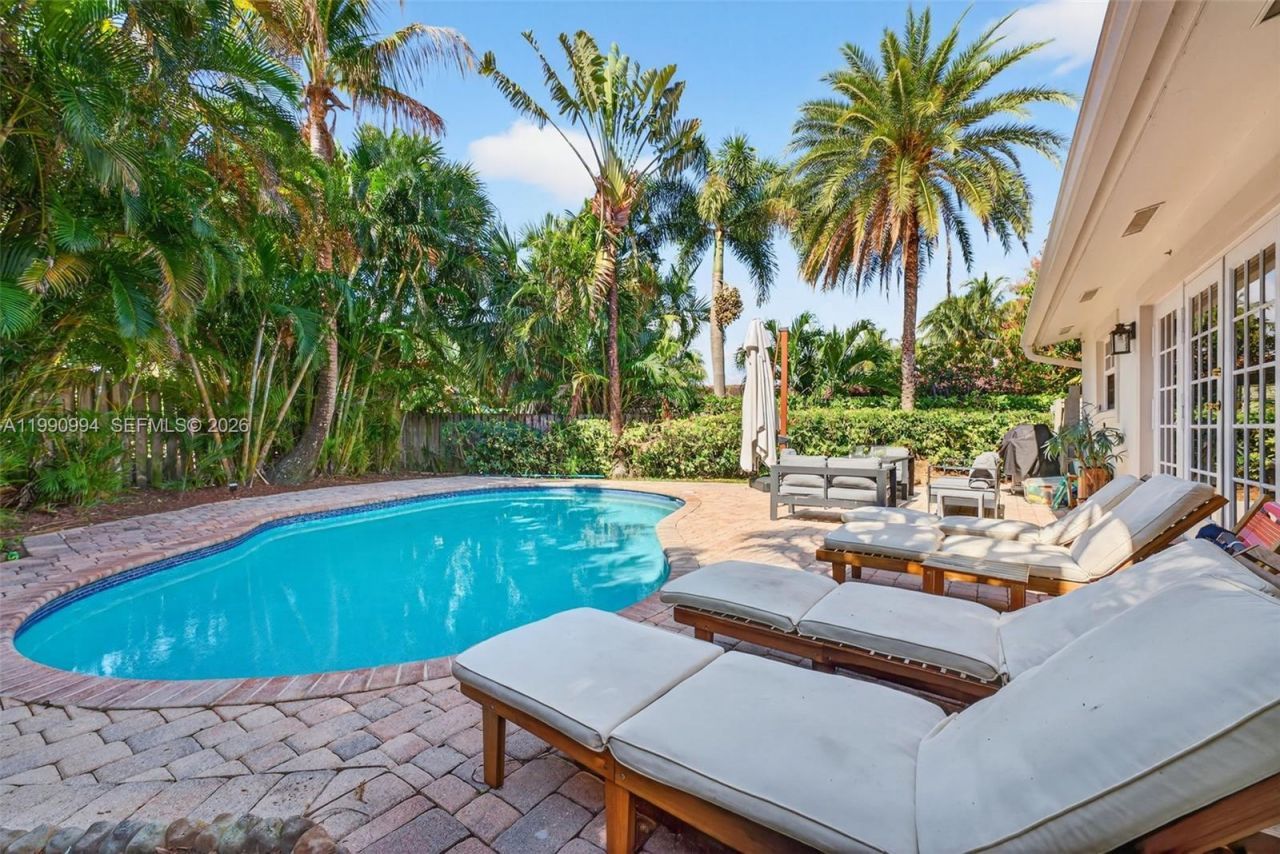 1661 Bel Air Ave , Lauderdale by the Sea, FL 33062 Photo