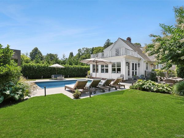 63 Halsey Street , Southampton, NY 11968