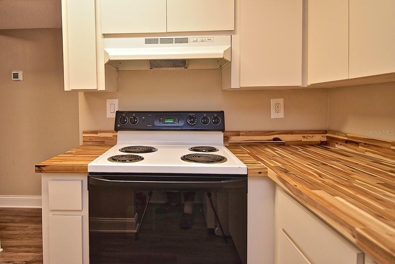 2121 Wood Street, Unit 201, Sarasota, FL 34237 Photo