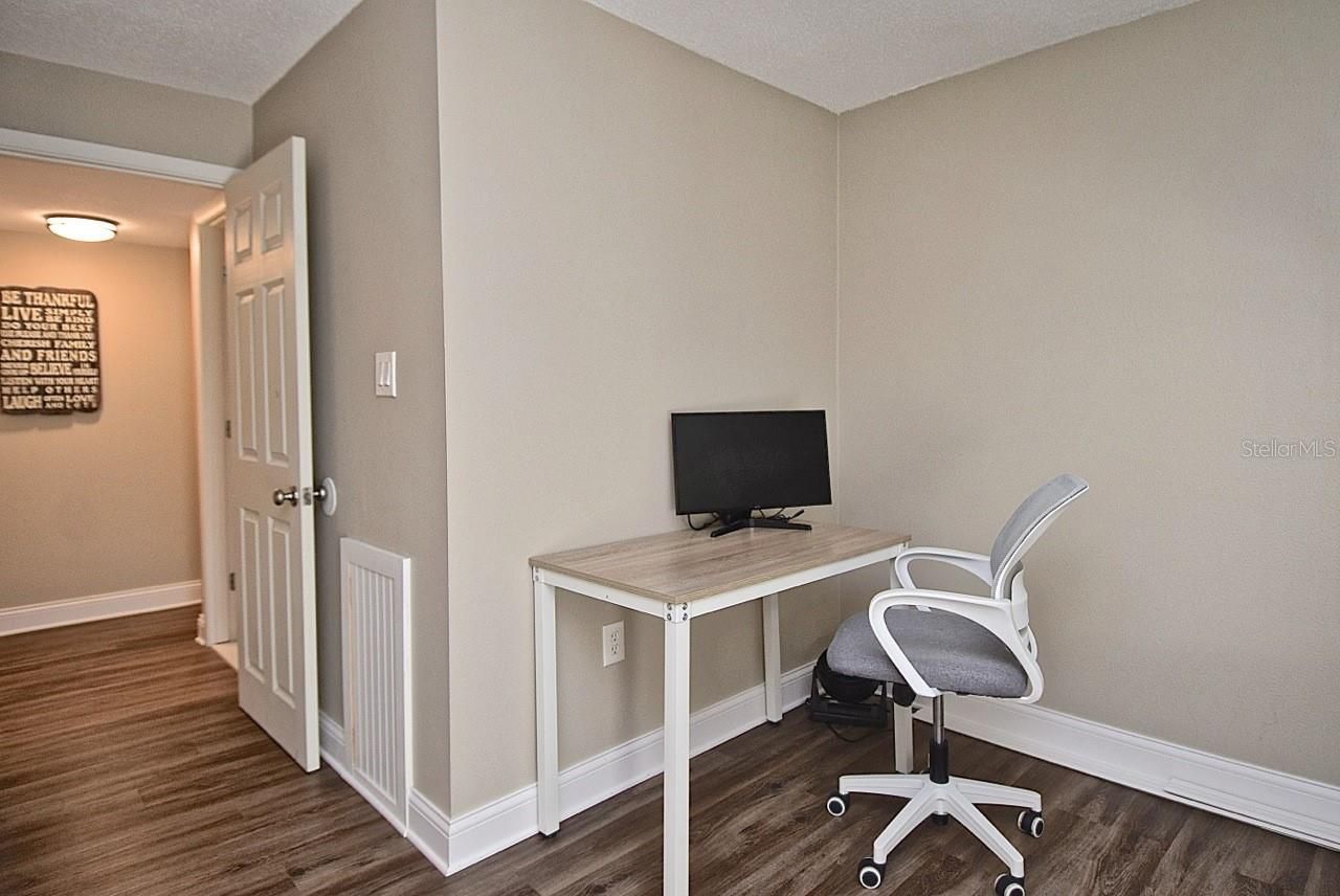 2121 Wood Street, Unit 201, Sarasota, FL 34237 Photo