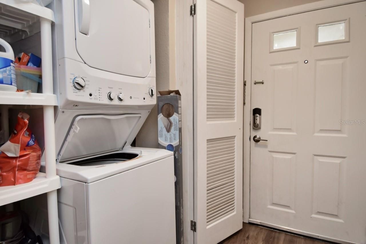 2121 Wood Street, Unit 201, Sarasota, FL 34237 Photo