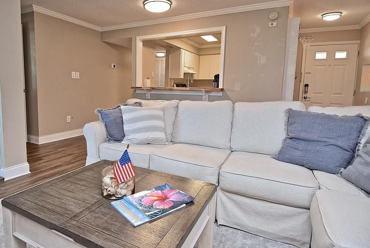 2121 Wood Street, Unit 201, Sarasota, FL 34237 Photo