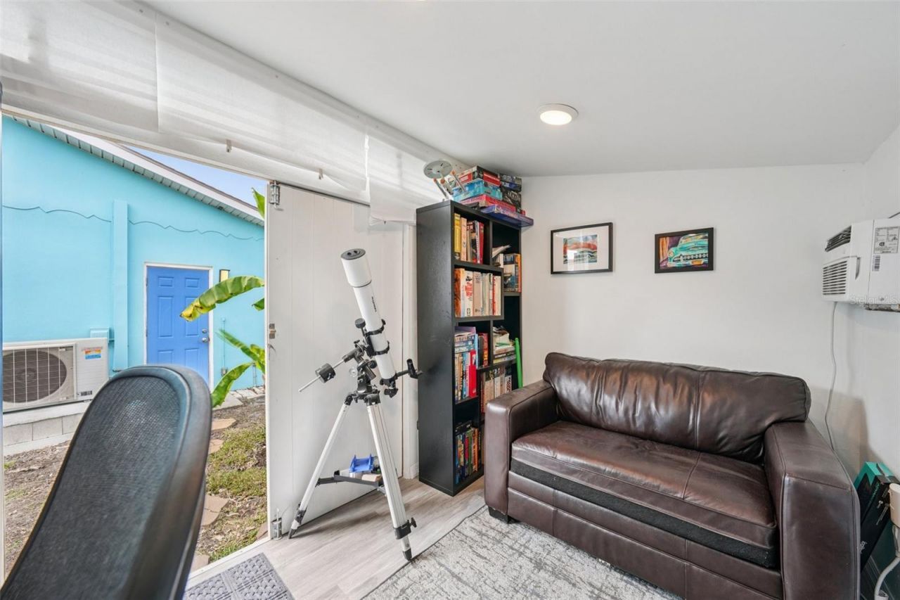 6417 24th Avenue N, Saint Petersburg, FL 33710 Photo