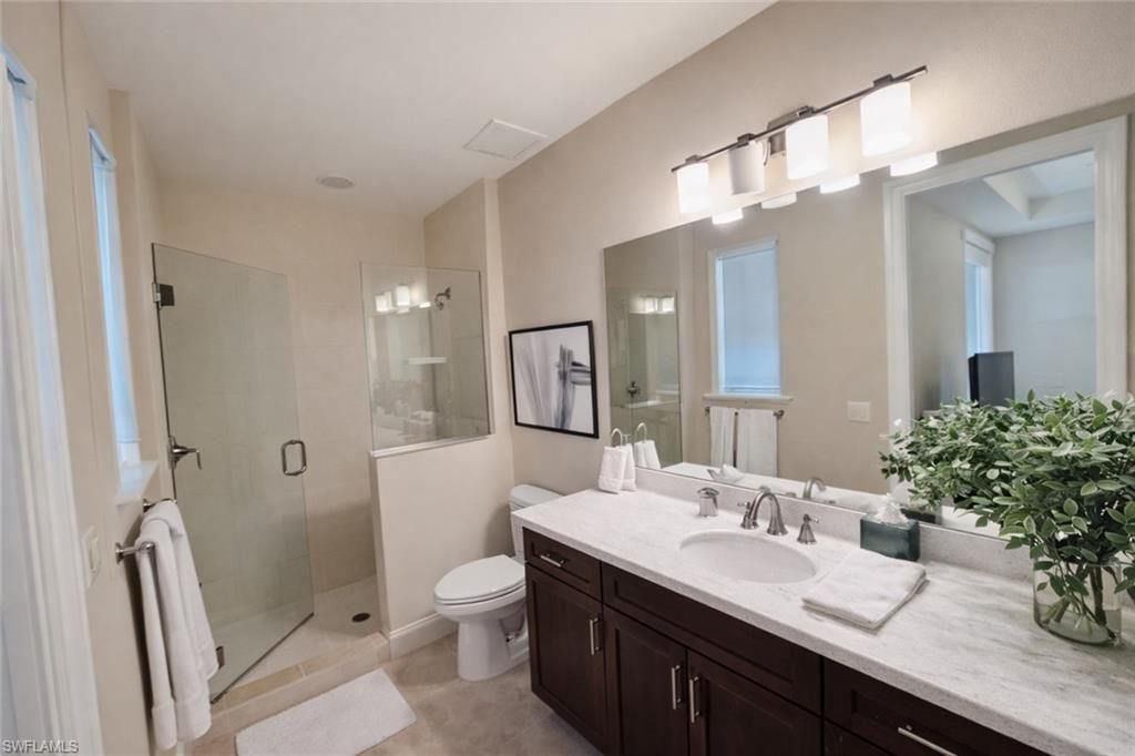 2547 Marquesa Royale Ln, Unit 3-201, Naples, FL 34109 Photo