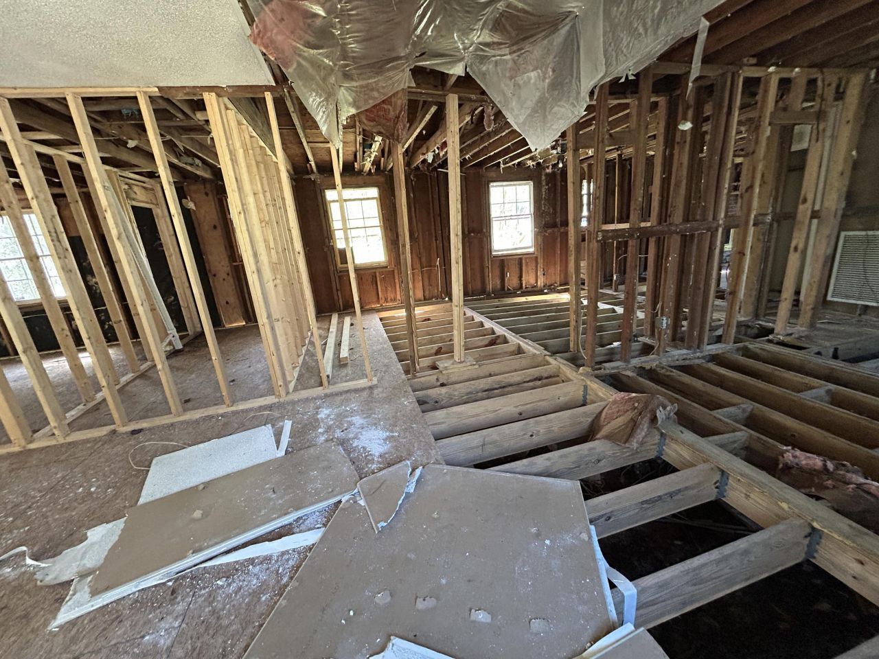 5795 Dixie Plantation Road Photo 5