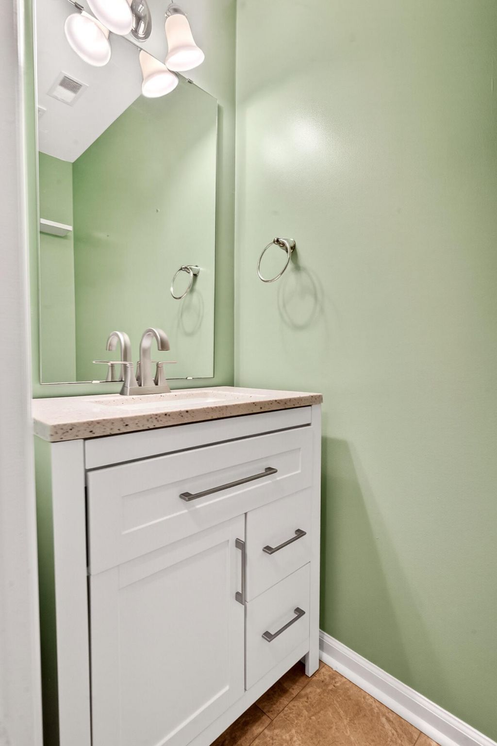 110 Avalon Road Photo 14