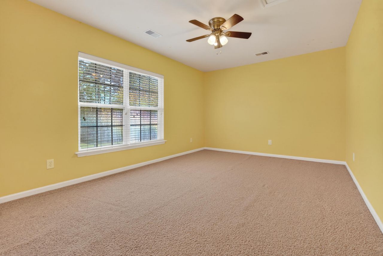 110 Avalon Road Photo 30