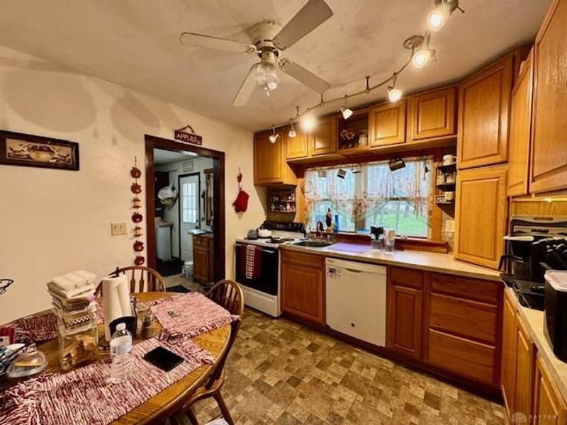 6220 Springfield Xenia Road, Springfield, OH 45502 Photo 20