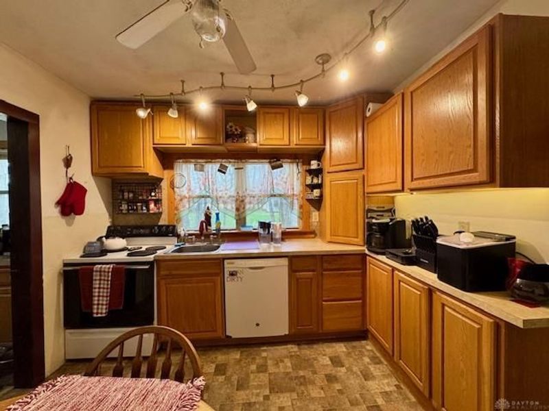 6220 Springfield Xenia Road, Springfield, OH 45502 Photo 27