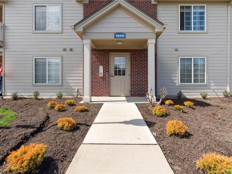 1800 Waterstone Boulevard, Unit 207, Washington Township, OH 45342 Photo 1