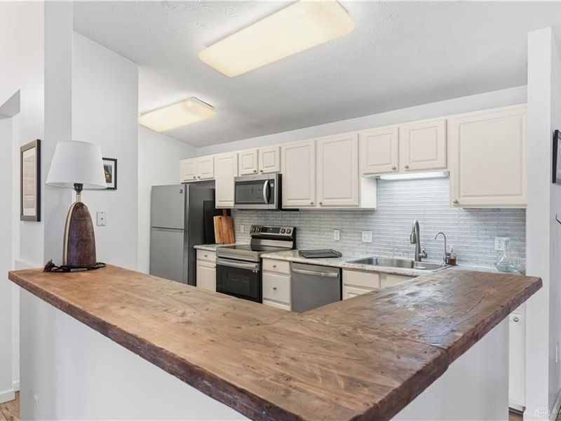 1800 Waterstone Boulevard, Unit 207, Washington Township, OH 45342 Photo 15