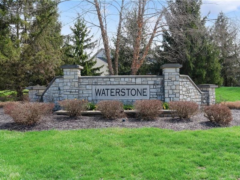 1800 Waterstone Boulevard, Unit 207, Washington Township, OH 45342 Photo 2