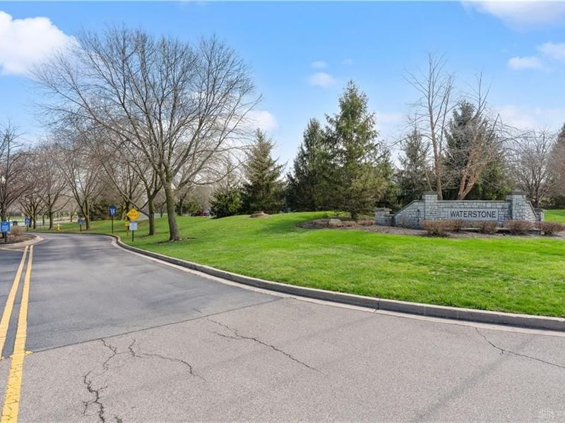 1800 Waterstone Boulevard, Unit 207, Washington Township, OH 45342 Photo 3